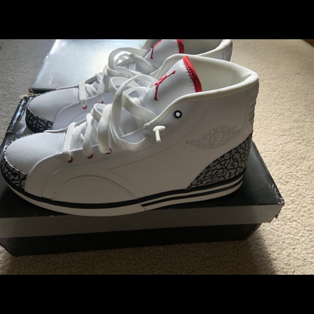 Air Jordan “Philly Legend”